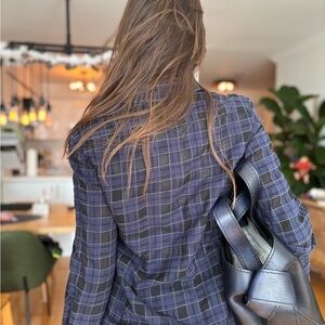 Fitted Classic Navy and Black Plaid Shirt Women’s size US6-8